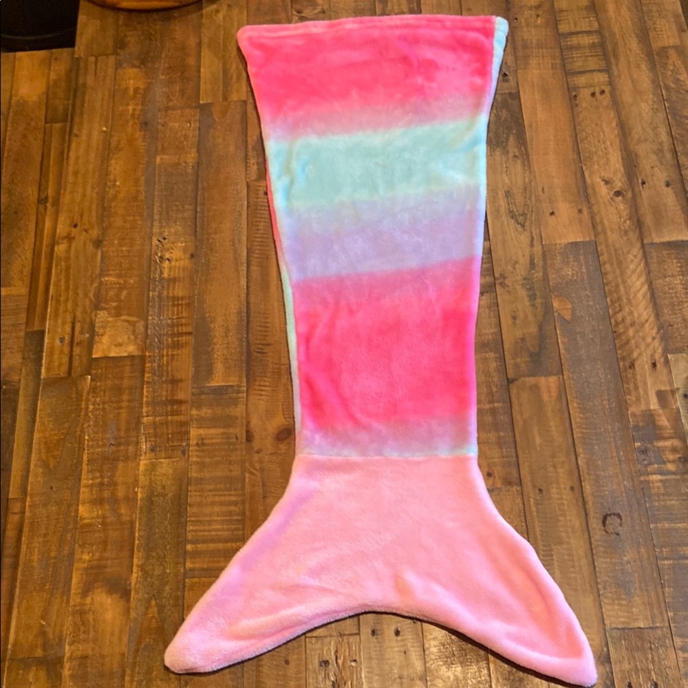 Toddler Colorful Mermaid Tail Blanket